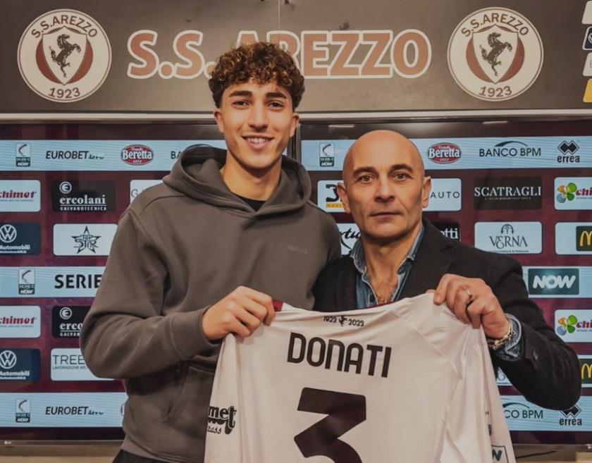 Il difensore Francesco Donati vestir la maglia dell Arezzo